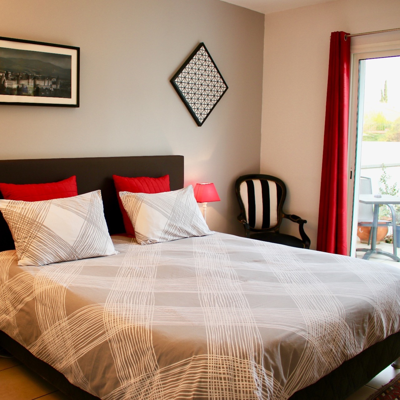 Suite with King-size double bed and terrace