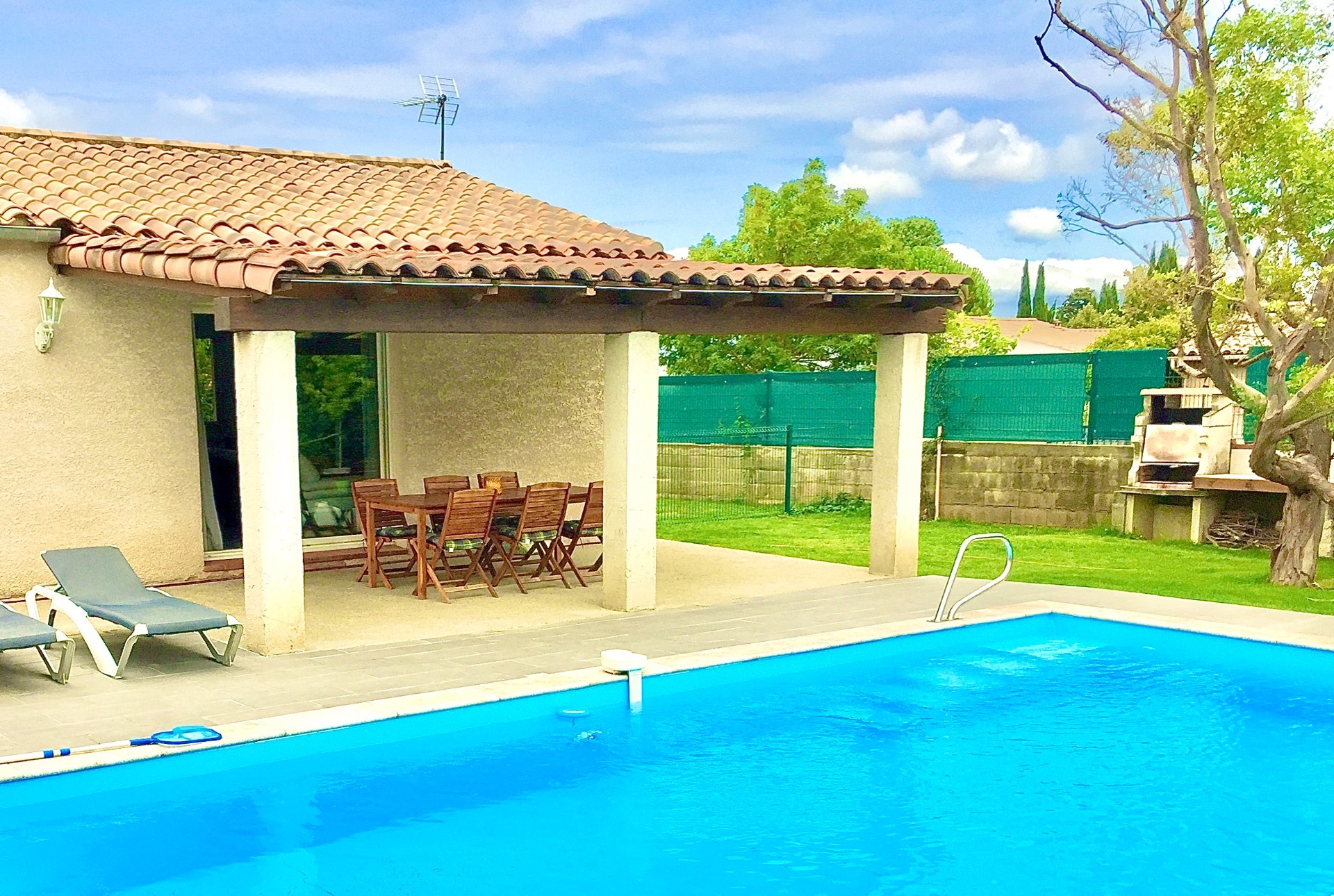 Maison de vacances-villa en Cazilhac avec piscine